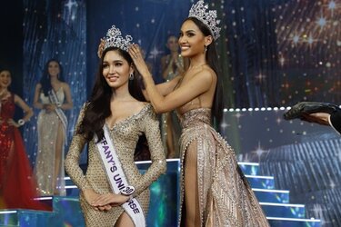 t-05-Miss-Tiffanys-Universe-beauty-contest-staging-at-Pattaya-theatre-14.jpg
