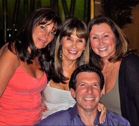 aunt, aunt, mom, uncle.jpg