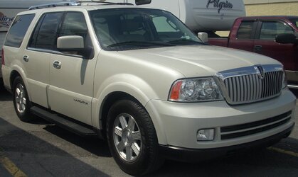 '05-'06_Lincoln_Navigator.jpg