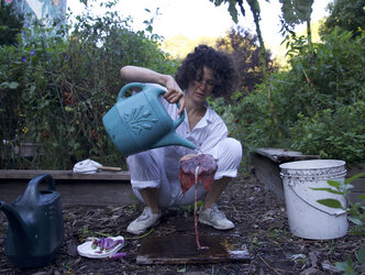 Tamar-Ettun--Placenta-Planting-video-still--2022.-Photo_-Nicoline-Franziska.jpg