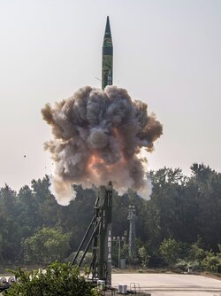 Agni_V_Ballistic_missile_successfully_launched_on_December_10,_2018.jpg