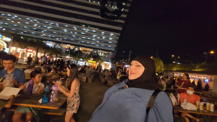 VS--YouTube-TRYINGSTREETFOODATJODDFAIRSNIGHTMARKETBANGKOK-0’33”.jpg
