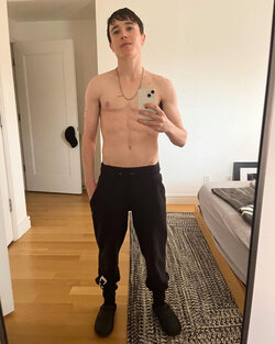 elliot-page-75.jpg