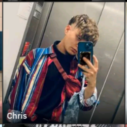 Screenshot_20230926-044043_Grindr.png