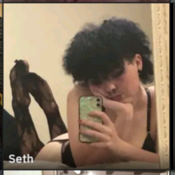 Screenshot_20230926-043936_Grindr.png