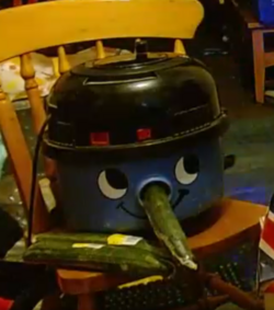 hen2.png