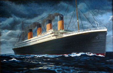 titanic1.jpg