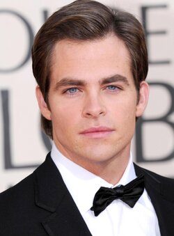 Beverly-Hills-Magazine-Chris-Pine-Famous-Celebrities-Movie-Stars-shutterstock_106252085w.jpg