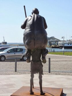 famous-survival-of-the-fattest-sculpture.jpg