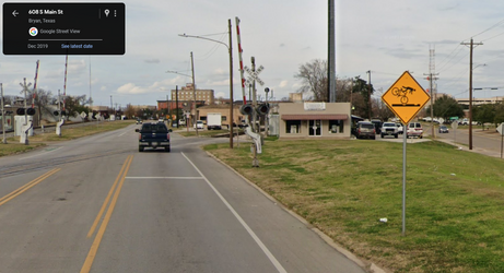 2023-11-25 10_58_20-608 S Main St - Google Maps - Brave.png