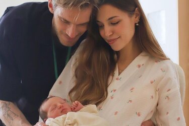 PewDiePie-baby-071223-71cc0be9557442538585b395bddfa449.jpg
