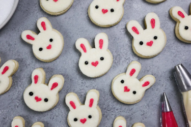cutting-cookies.png