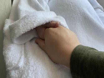 holding+hands.jpg