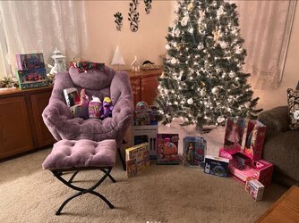 There's also a couple of Fornite things in there.