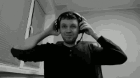 команда даунов я ливаю.gif