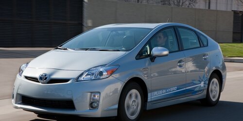 toyota-prius-2012-toyota-prius-plug-in-hybrid-review-car-and-driver-photo-343306-s-original.jpg