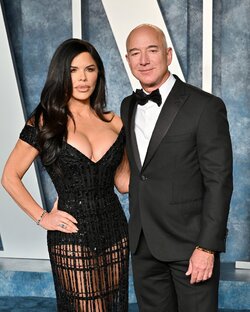 bezos-sanchez.jpg