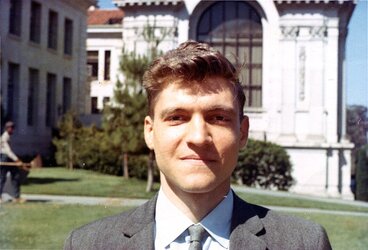 1057px-Young_theodore_kaczynski.jpeg