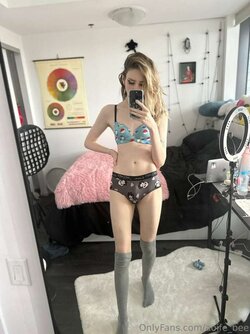 4c2dd0c6e69121e958978b54cec2efa447f6059c56eb0785046b2835a837f507.jpg