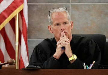 judge 10.png
