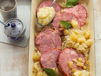 kasseler_apfelsauerkraut_2175_01-ang.jpg