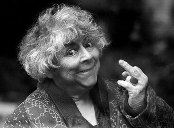 middle finger miriam.jpg
