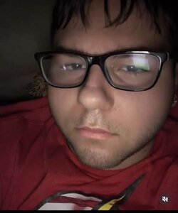 Azzy2.jpg