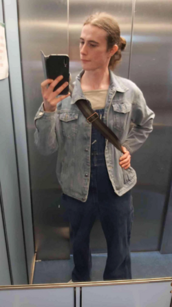 what-do-we-think-of-the-jeans-on-jeans-v0-s11cwa8fe5rc1.png