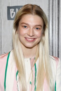 hunter-schafer-at-build-series-in-new-york-07-23-2019-3.jpg