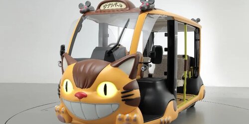 studio-ghibli-theme-park-totoro-catbus.jpg