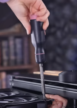 LTT_Screwdriver_1.png