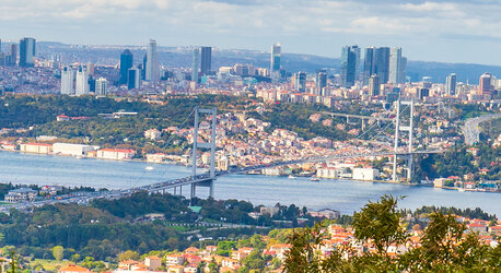 Bosphorus_Bridge_from_Çamlıca_Hill.jpg