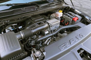 Photo of the engine bay of a 2020 Ram 1500 5.7 V8 mild hybrid