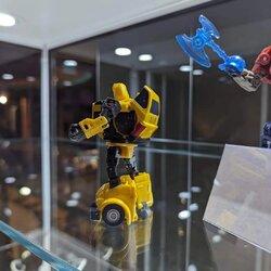 Studio-Series-86-Bumblebee-3.jpg