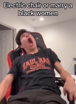 GM7XR1xboAAhps1.jpeg