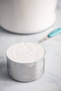 measuring-cup-of-flour-700x1050.jpg