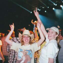 Kenny Chesney.jpg