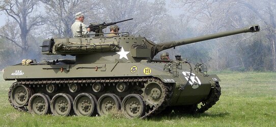 1200px-M18_hellcat_side.jpg