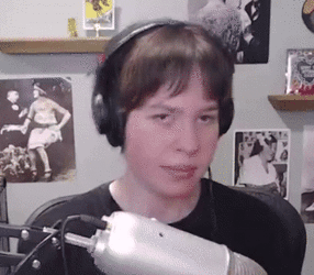 edgyboyanisa.gif.gif