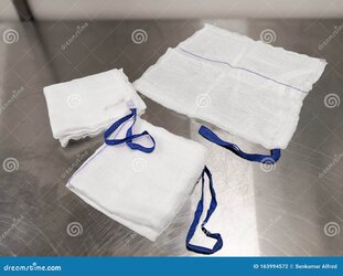 surgical-raytec-sponges-sponge-gauze-table-163994572[1].jpg
