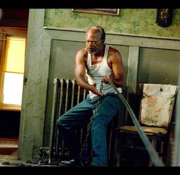 Black-Snake_Moan_Samuel-L.-Jackson-Christina-Ricci-Hero-Chain-272211733.jpg