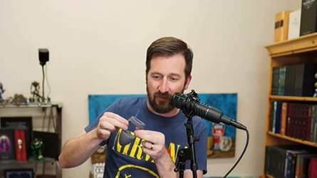 Nick Stand 02.jpg