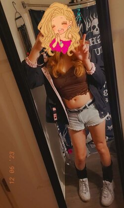 F4exYf2aMAAA48E.jpg