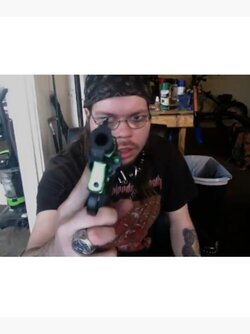 revolver.jpg