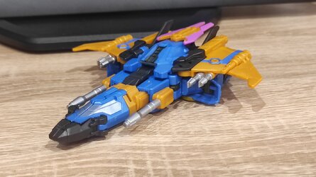 Transformers-One-Mainline-Prime-Changers-6.jpg