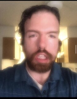 Blurry_gimp_face.jpg