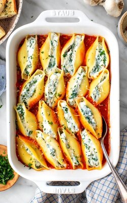 stuffed-shells-1-580x927.jpg