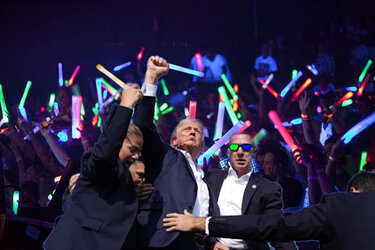trump_rave.jpg