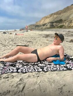 Screenshot_20240718_175131_Grindr.jpg