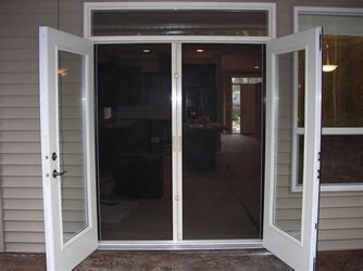 th-3038402550.jpg